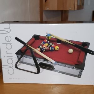 Mini Pool Table